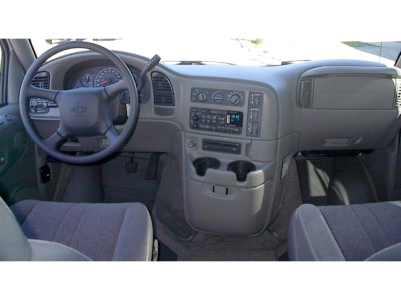2002 Chevrolet Astro