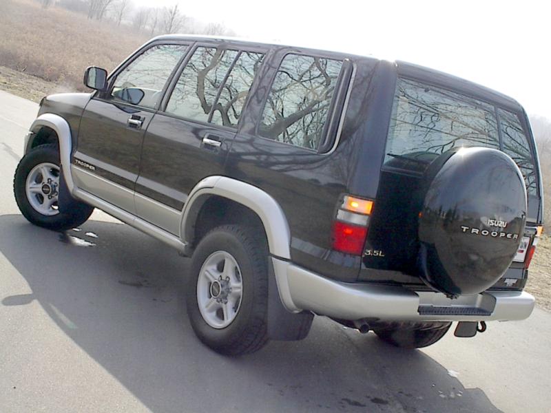 2002 Isuzu Trooper