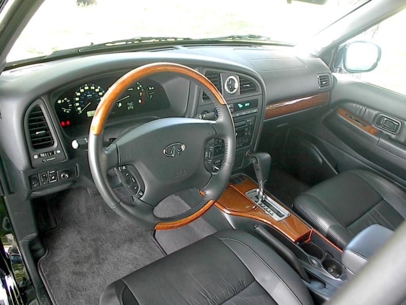 2001 Infiniti QX4