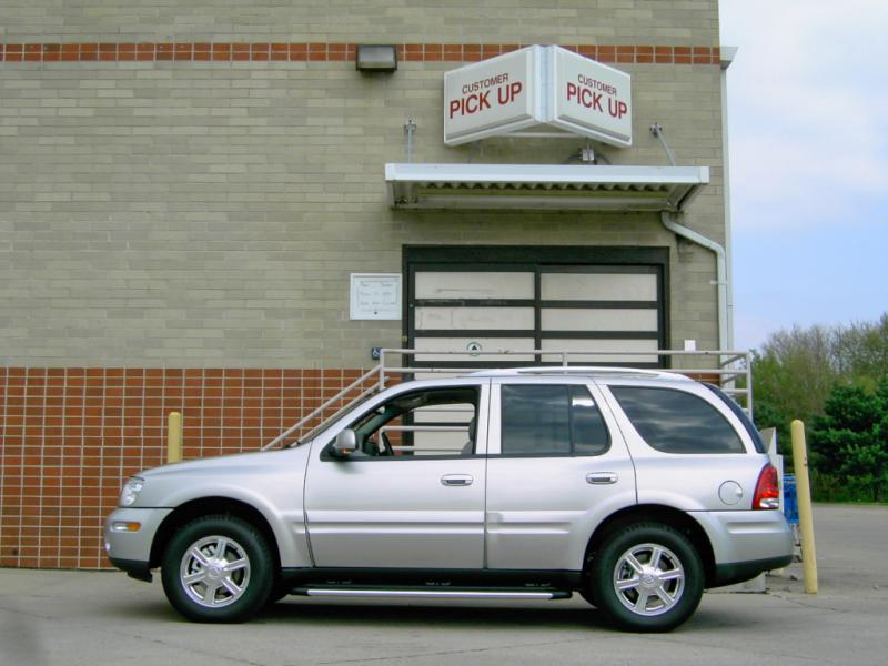 2005 Buick Rainier