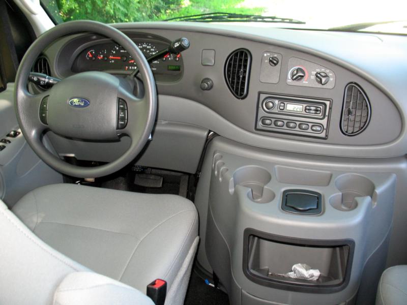 2006 Ford E-Series