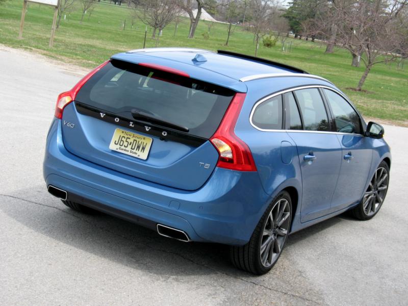 2017 Volvo V60